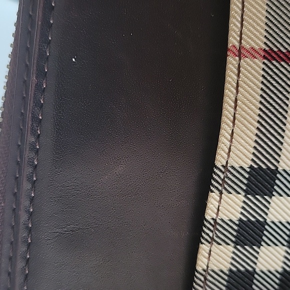 Burberry Bag - Picture 10 of 10